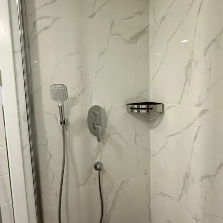 Luxury With Sea View And Mountain View In Grand Sapphire Appartement