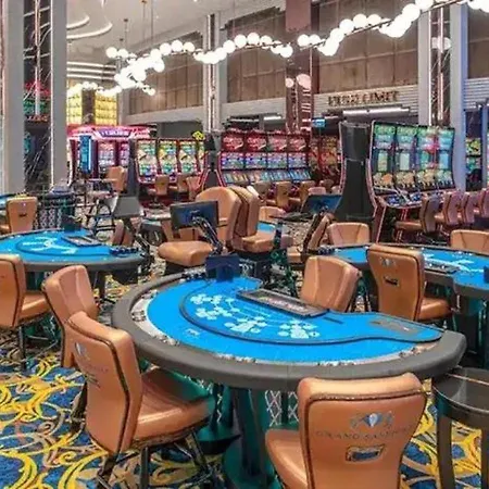 Luxury With Sea View And Mountain View In Grand Sapphire Apartamento