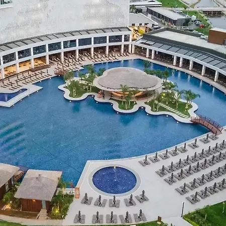 Luxury With Sea View And Mountain View In Grand Sapphire