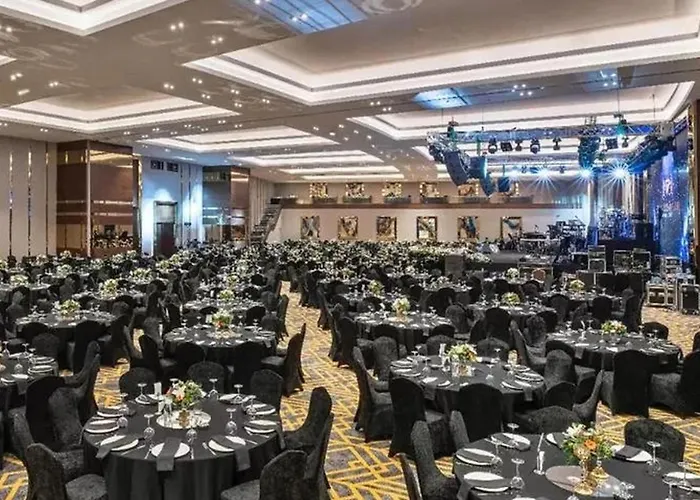 Luxury With Sea View And Mountain View In Grand Sapphire Apartament *